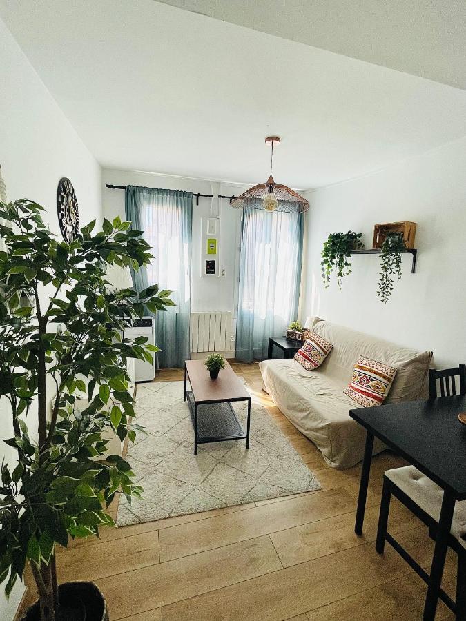 T2, Centre Historique, Place Des Carmes Apartamento *